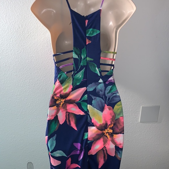 NWT WINDSOR FLORAL PRINT DRESS - Picture 3 of 7